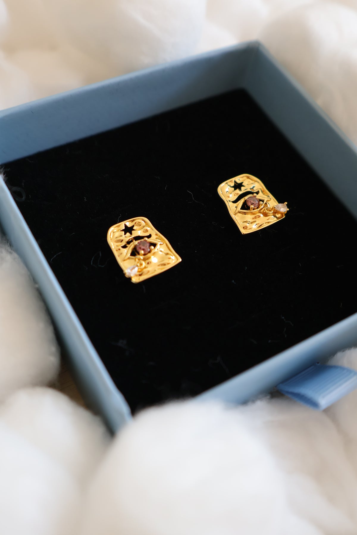 VIREL STUDS