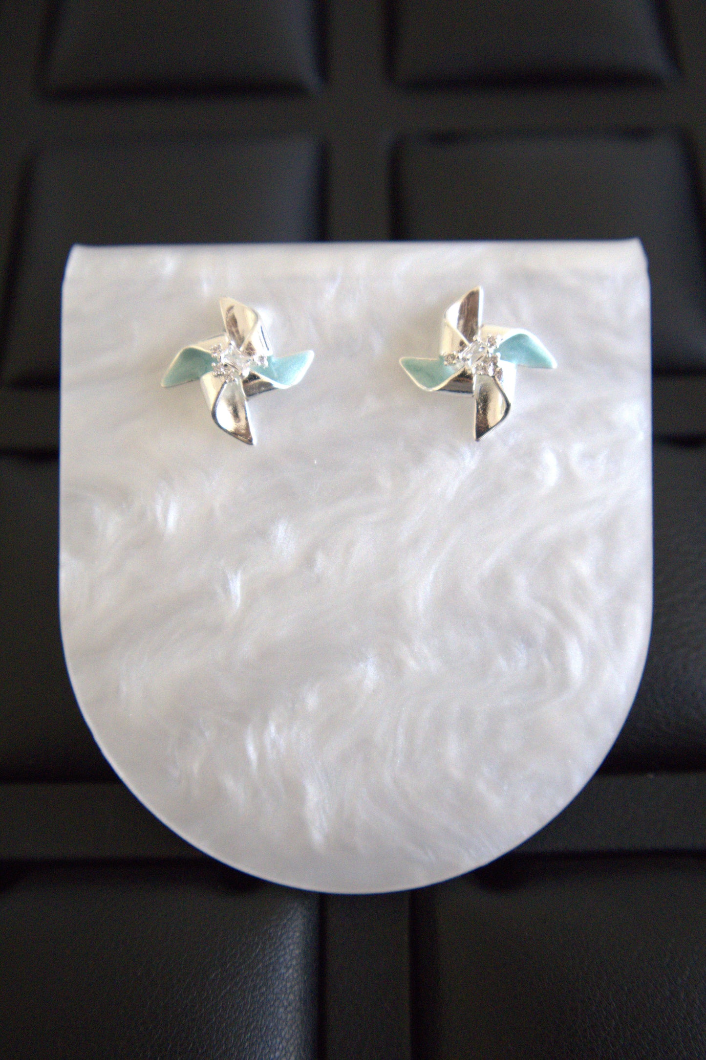 Tilda Twist Earrings