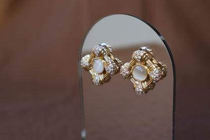 INTERLACE OVERSIZE STUDS