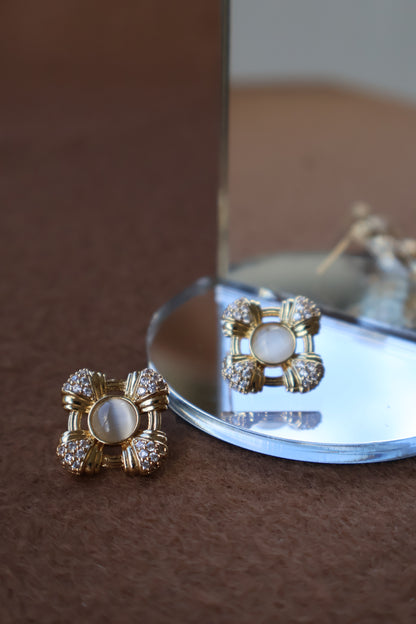 INTERLACE OVERSIZE STUDS