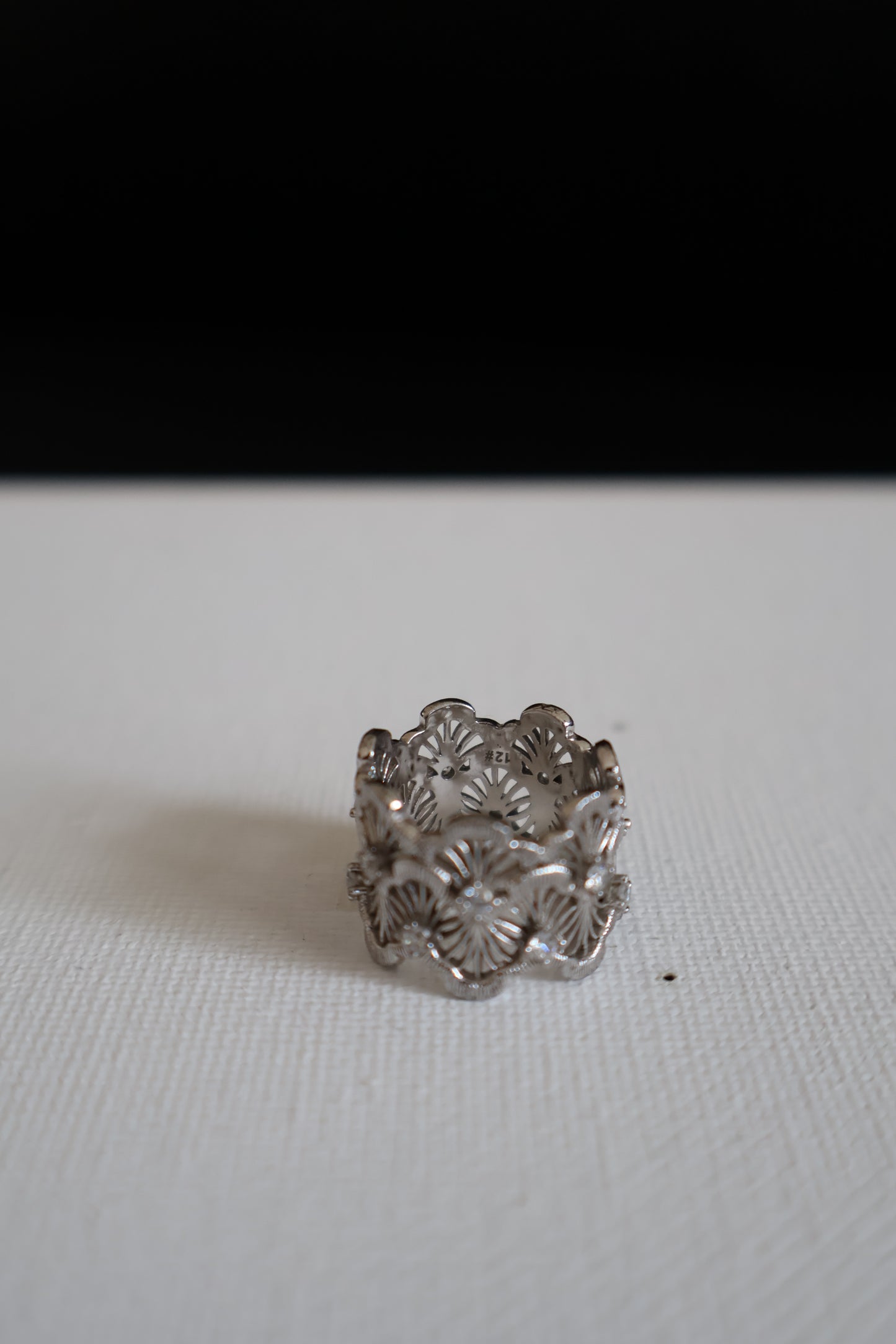 Double-Layer Lace Fan Ring