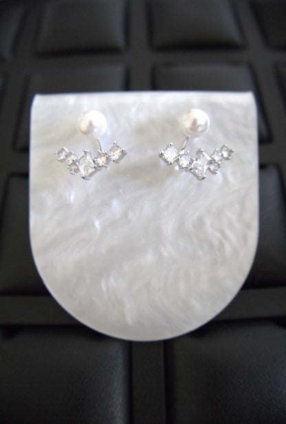 Serein Pearl Earrings