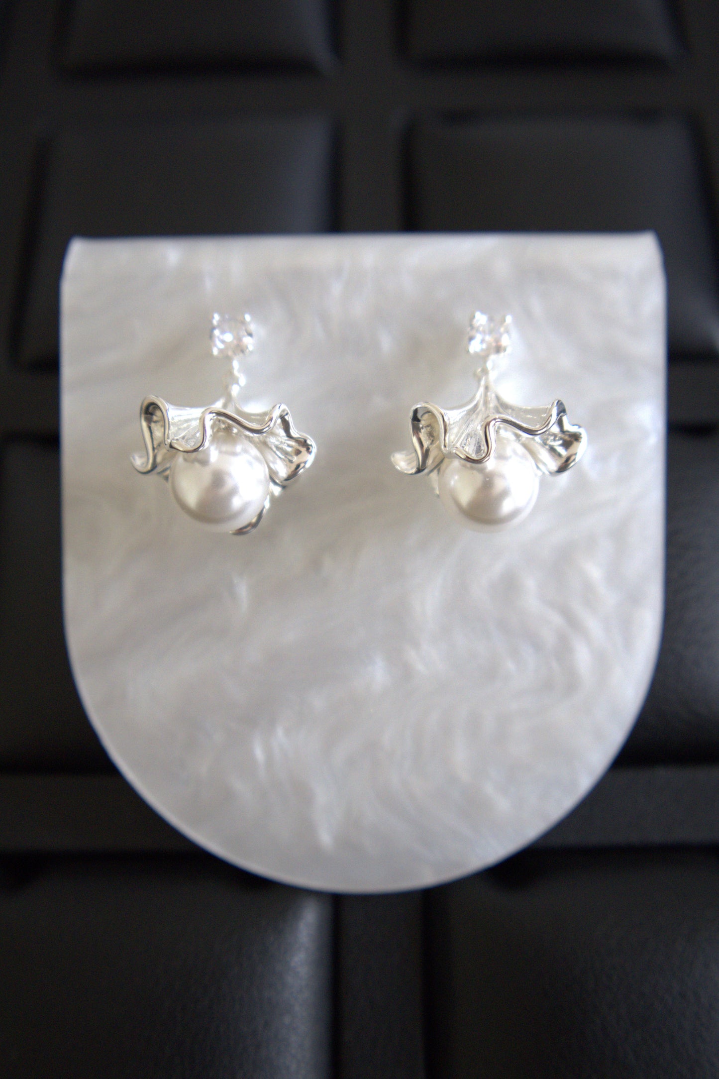 Oriel Bloom Earrings