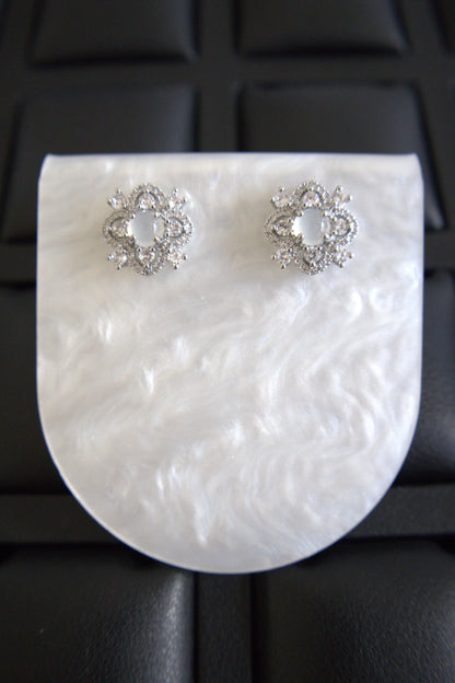Ruelle Earrings