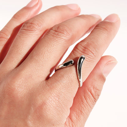 V Ring